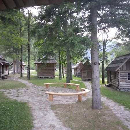 Apartma Julija Luče Esterno foto