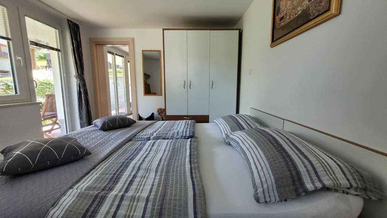 Apartma Julija Luče Esterno foto