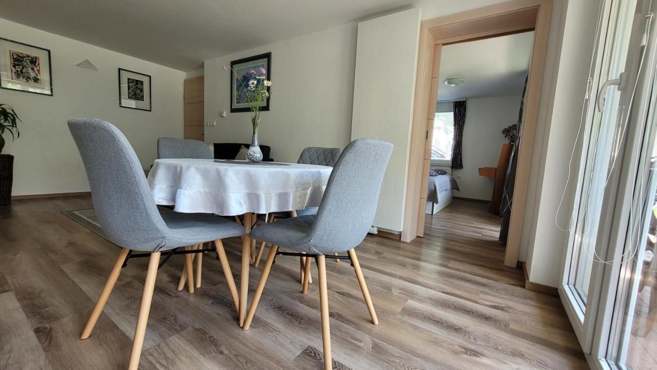 Apartma Julija Luče Esterno foto