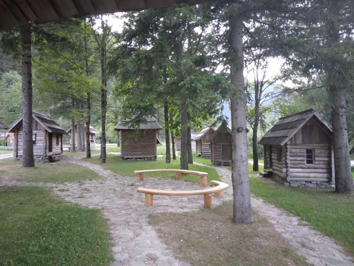 Apartma Julija Luče Esterno foto