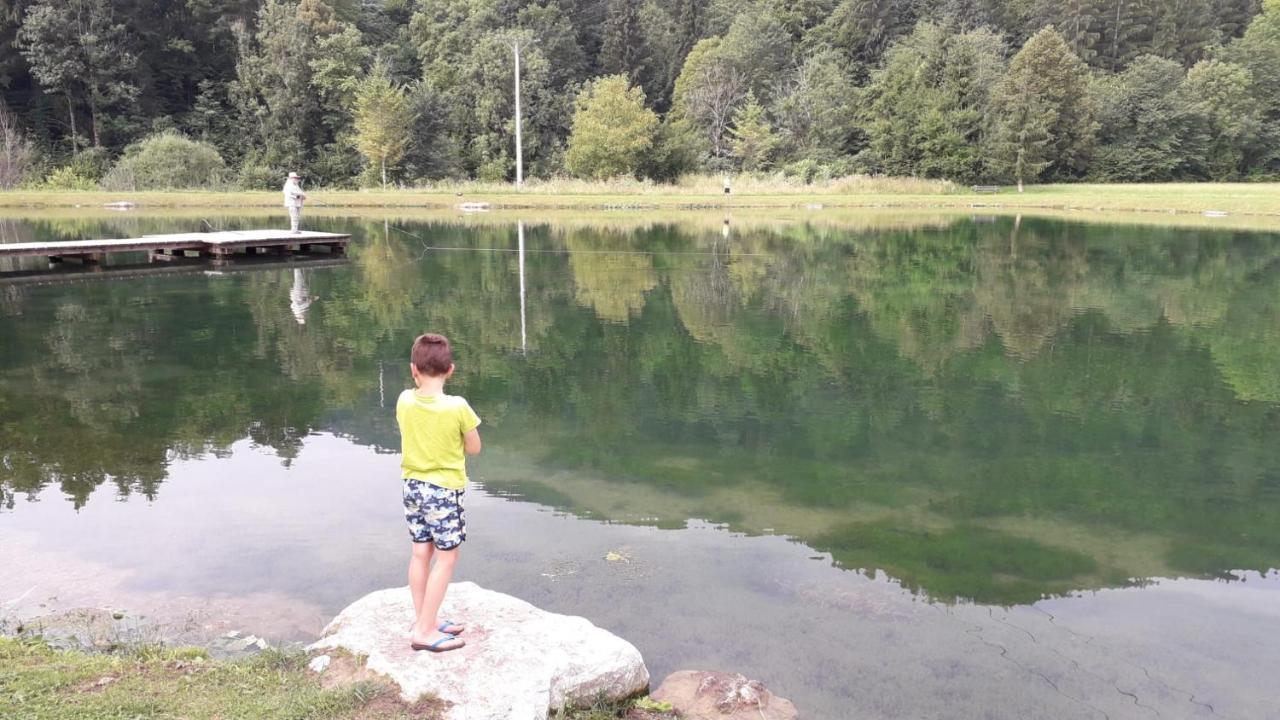 Apartma Julija Luče Esterno foto
